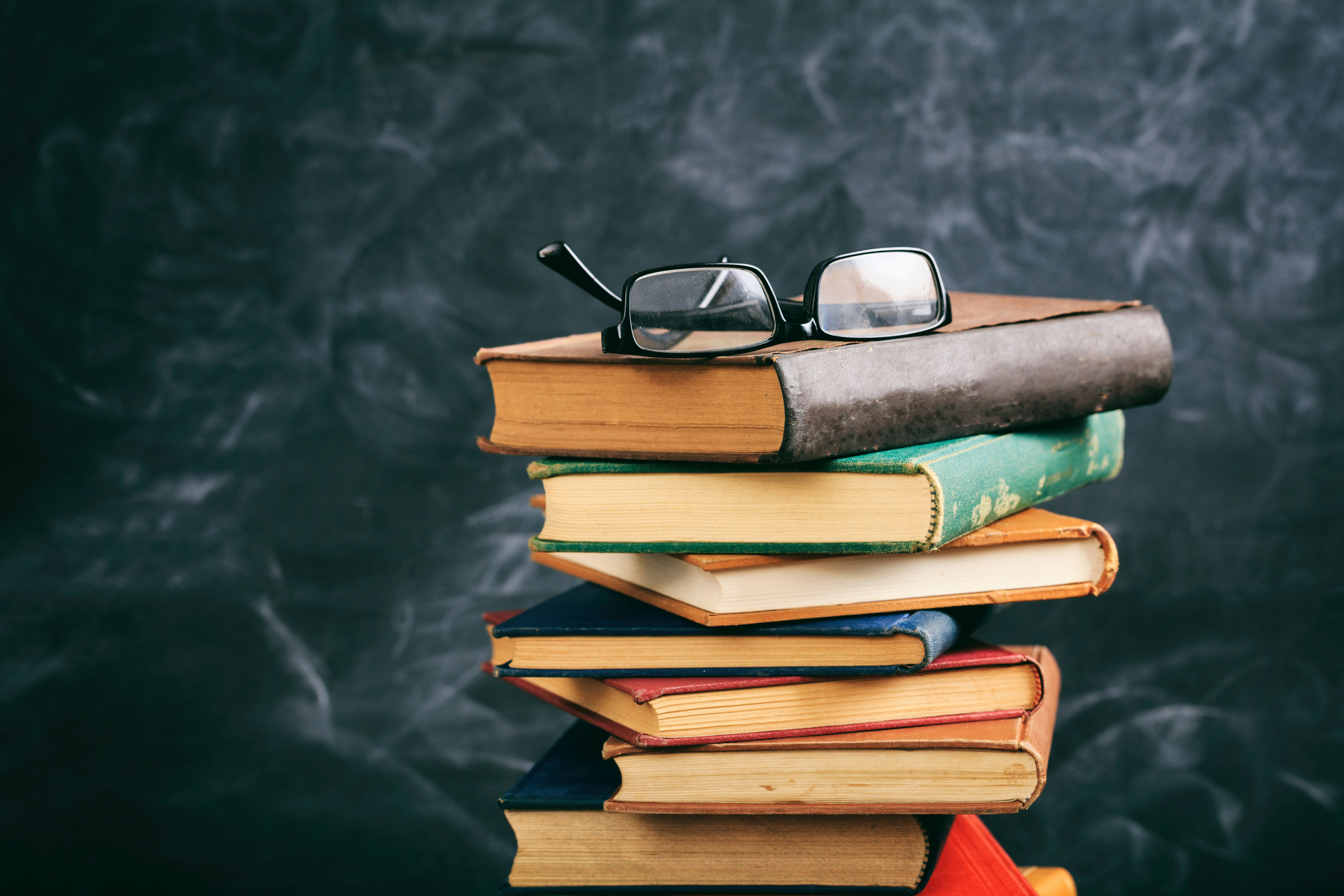 The Future of Textbooks: Digital vs. Traditional